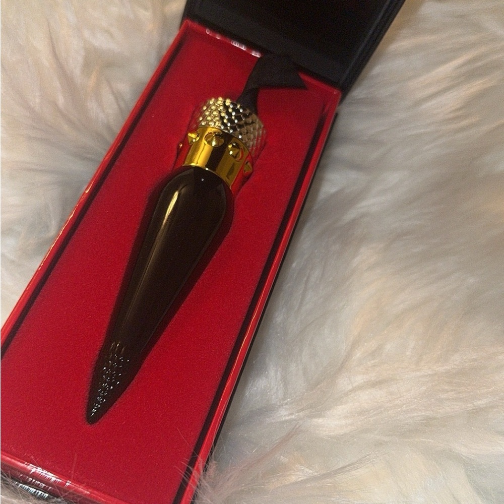 $100 MSRP!! Christian Louboutin - Picture 6 of 7